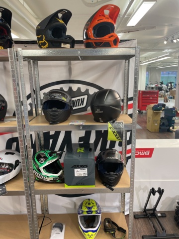 934710-3 Moped helmets
