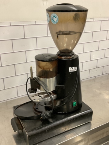 961030-1 Coffee grinder Astro with game box