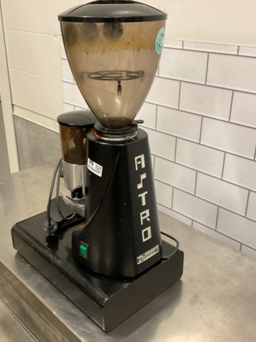 961030-5 Coffee grinder Astro with game box