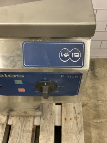 961038-4 New frying table Metos prince