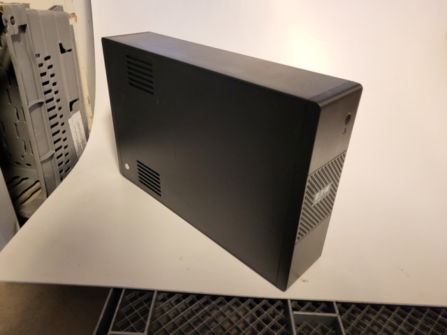 Eaton 5S UPS 1000 Desktop computer with Lenovo ThinkVision E24-10 ...