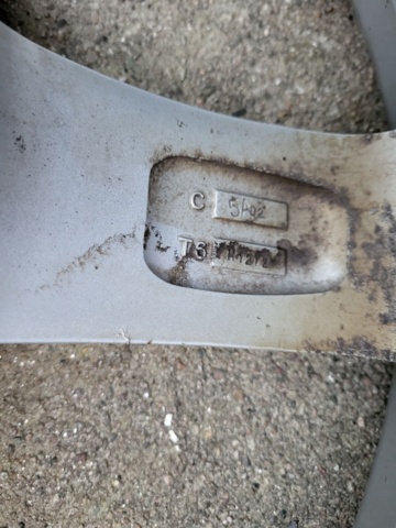 939382-8 4 Blizzak winter/summer tires on Tomason aluminum rims