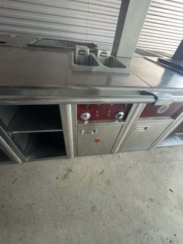 969130-3 Kitchen system Charvet, Stove, deep fryer, grill