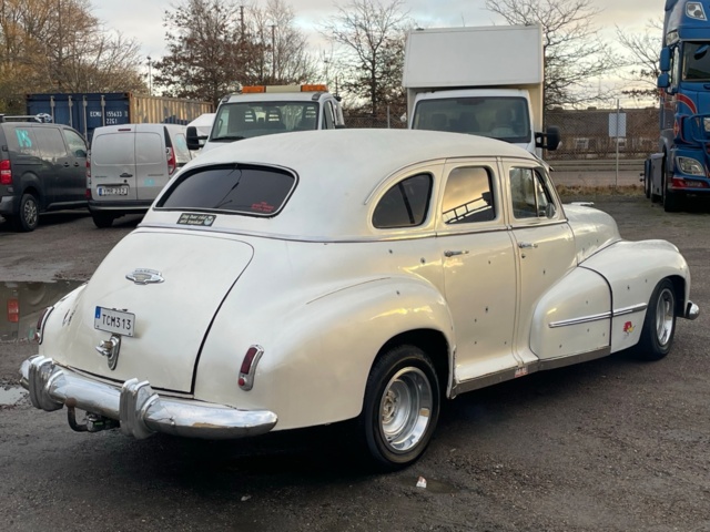 764707-6 Oldsmobile Dynamic 66 4-door Sedan 3.9 - 1948
