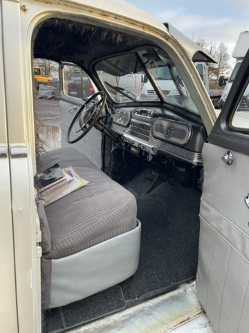 764707-13 Oldsmobile Dynamic 66 4-door Sedan 3.9 - 1948