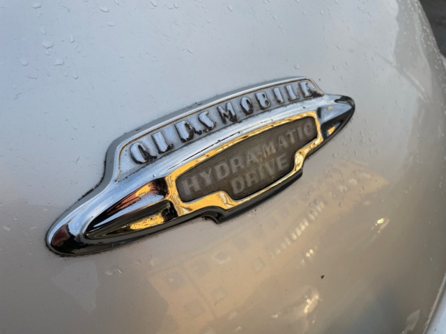 764707-24 Oldsmobile Dynamic 66 4-door Sedan 3.9 - 1948