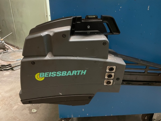 969558-8 Wheel adjuster Beissbarth ML 1800-8- complete with slide plates and lock