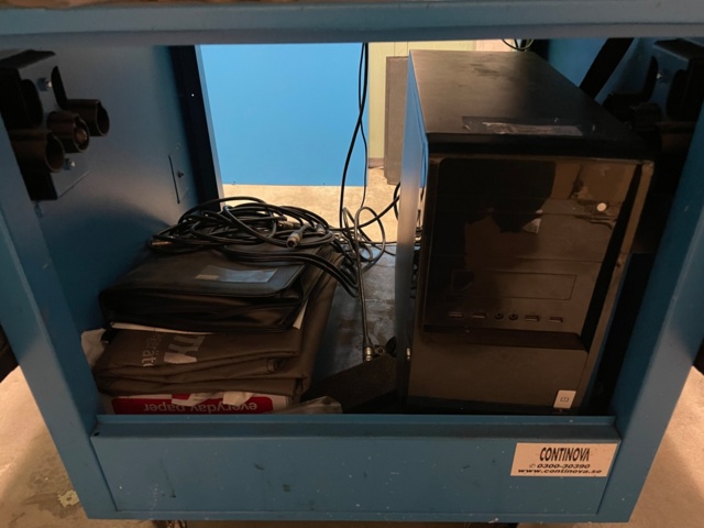 969558-9 Wheel adjuster Beissbarth ML 1800-8- complete with slide plates and lock