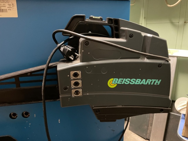 969558-10 Wheel adjuster Beissbarth ML 1800-8- complete with slide plates and lock