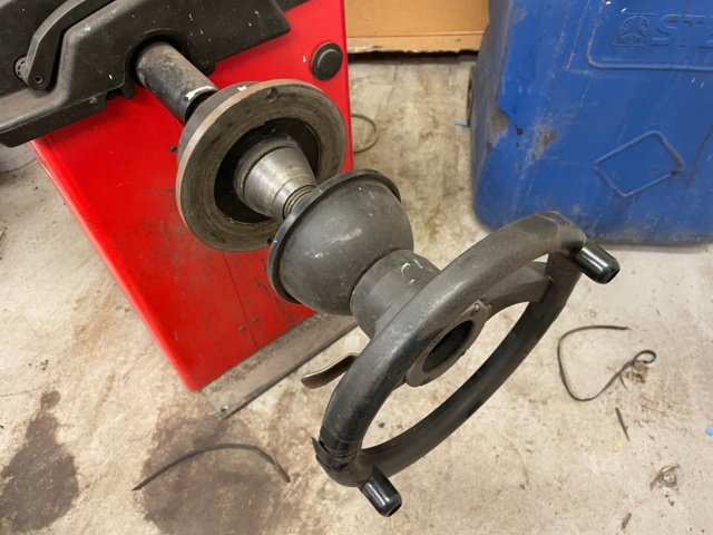 969559-11 Balancing machine - Rema Tip Top Probalance 7310