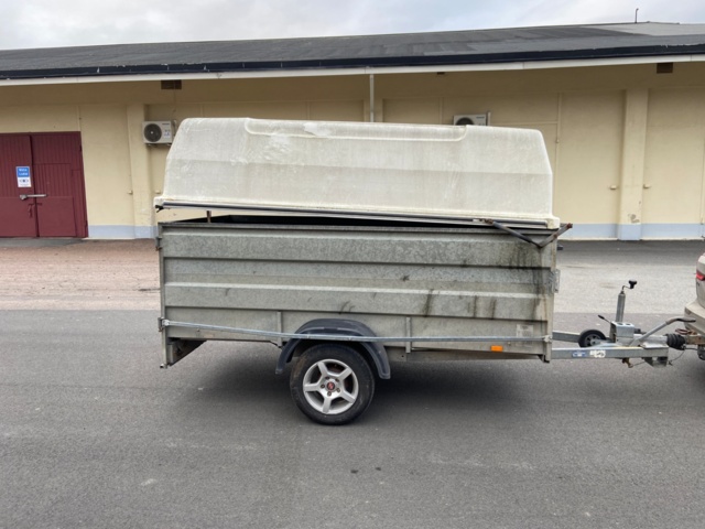 912654-3 Thule trailer with cover, LV1000 -2007