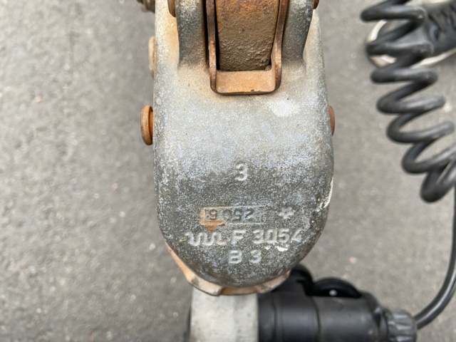 912654-13 Thule trailer with cover, LV1000 -2007