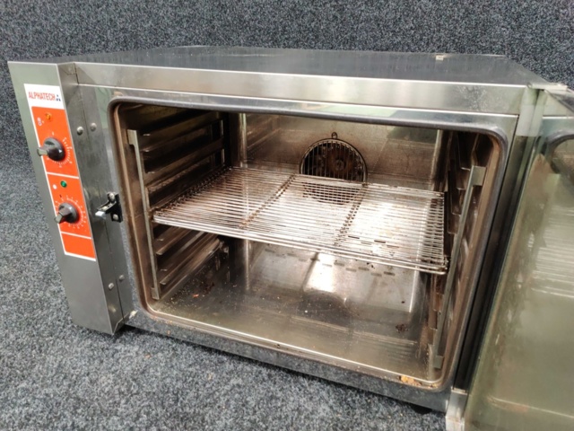 968472-4 Varmluftsugn Alphatech A05RES