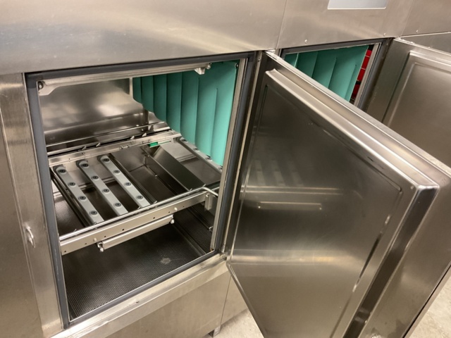 961046-8 Tunnel counter station / industrial counter Winterhalter