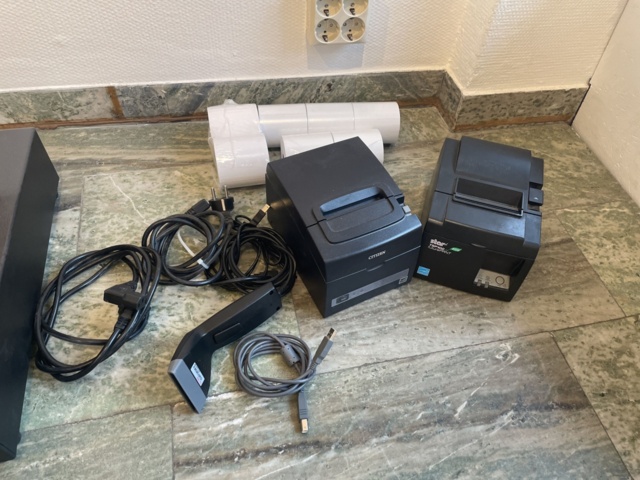 958331-4 Cash drawer, receipt printer and hand scanner