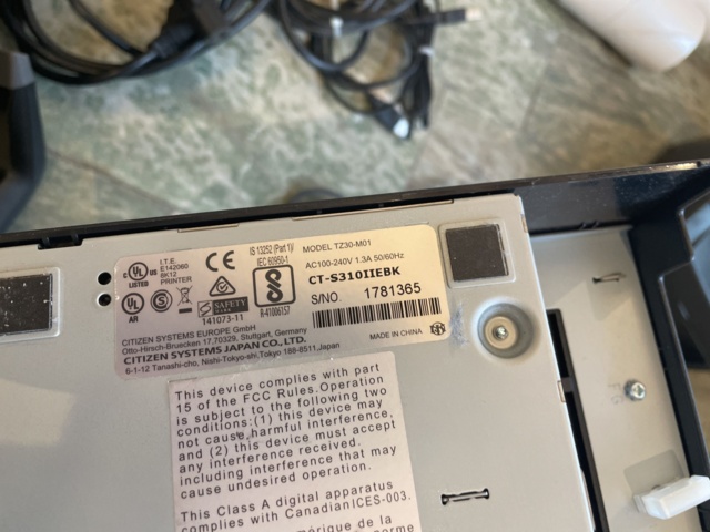 958331-8 Cash drawer, receipt printer and hand scanner