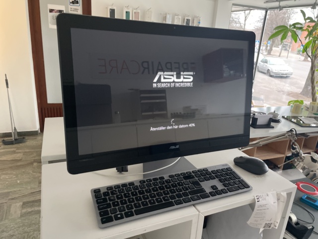 958333-1 PC ASUS Zen AiO, i5