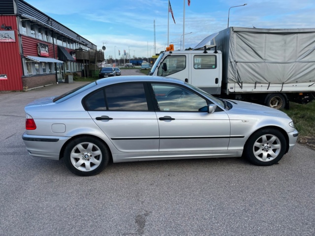 970087-8 BMW 316i - 2000