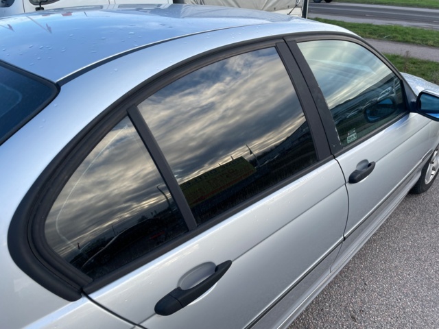 970087-22 BMW 316i - 2000