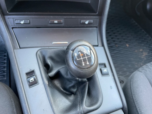 970087-47 BMW 316i - 2000