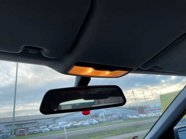 970087-48 BMW 316i - 2000