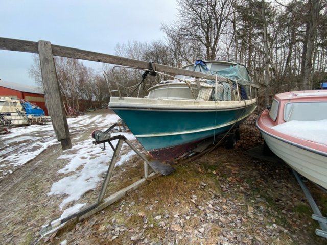 970573-3 Motorboat Fortuna 27, rope object