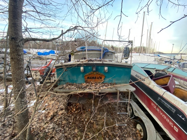 970573-6 Motorboat Fortuna 27, rope object