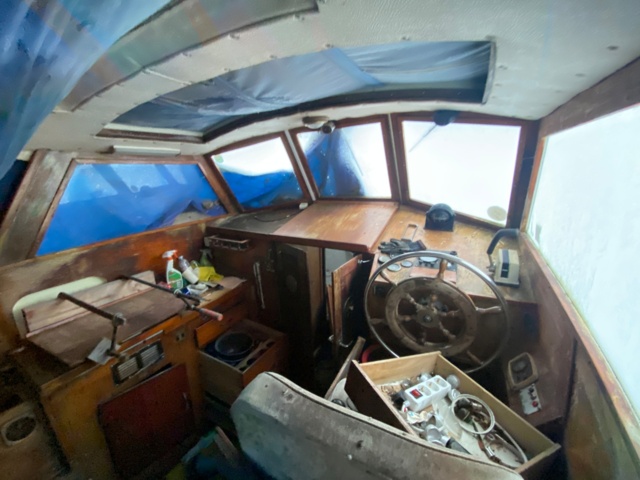 970573-26 Motorboat Fortuna 27, rope object