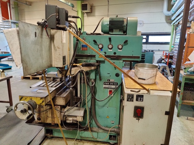 970463-7 Milling machine TOS FGS 25/32