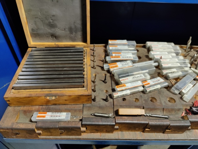 970463-25 Milling machine TOS FGS 25/32