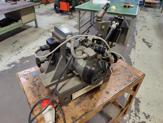 970467-5 Grinding machine Simonet VS37