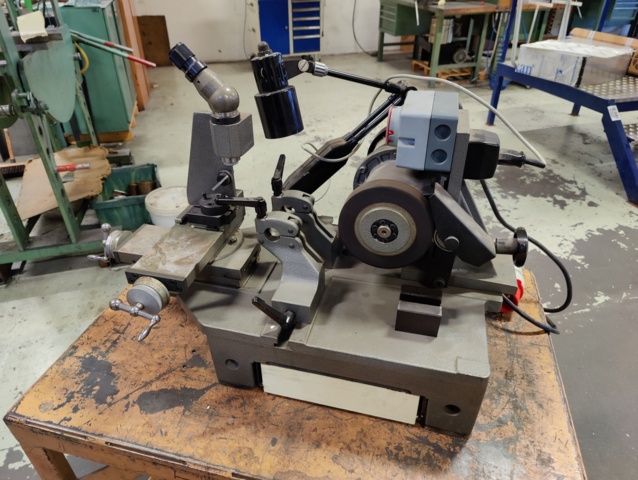 970467-6 Grinding machine Simonet VS37