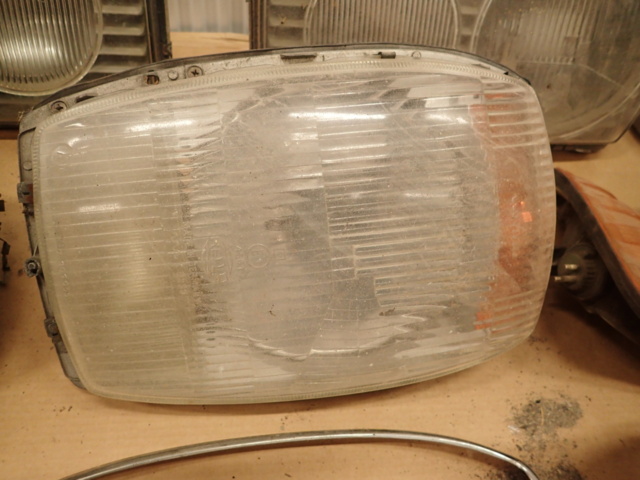 862105-7 Used car parts Mercedes-Benz, Volvo, etc.