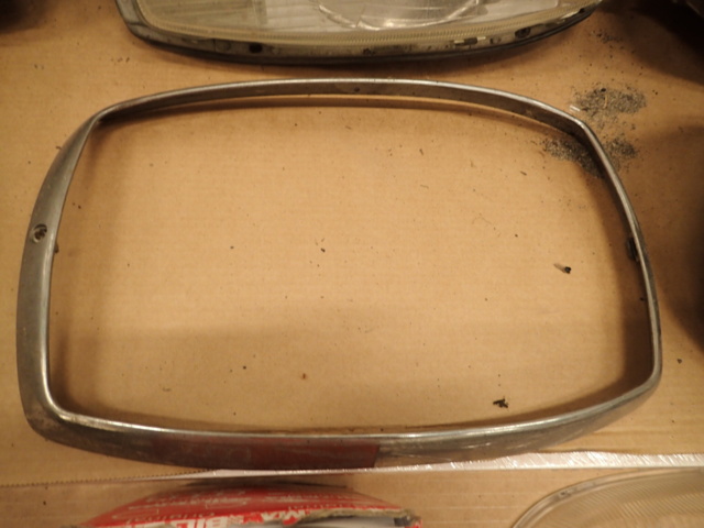 862105-9 Used car parts Mercedes-Benz, Volvo, etc.