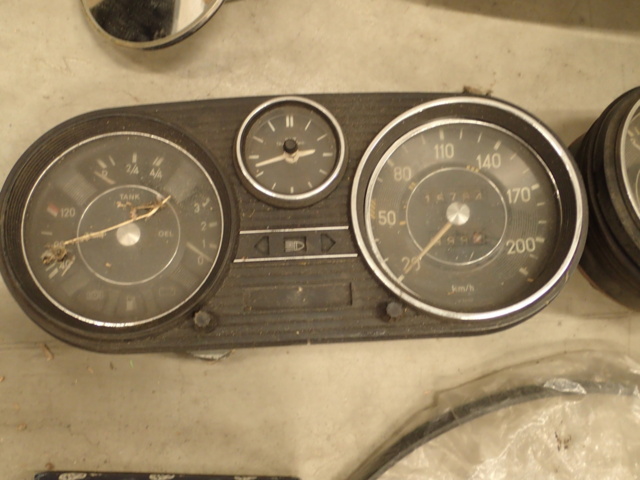 862105-34 Used car parts Mercedes-Benz, Volvo, etc.