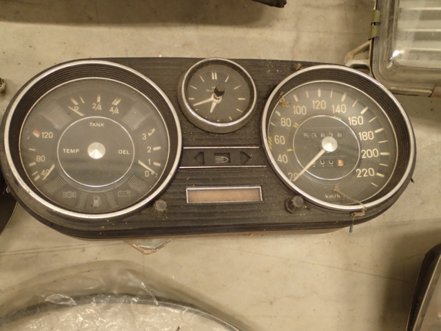 862105-35 Used car parts Mercedes-Benz, Volvo, etc.