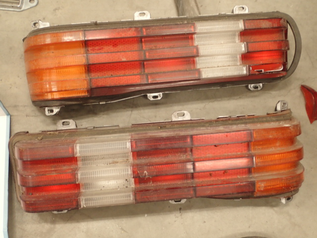 862105-44 Used car parts Mercedes-Benz, Volvo, etc.