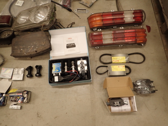 862105-48 Used car parts Mercedes-Benz, Volvo, etc.