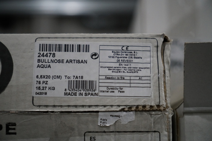 954100-7 32 cartons of tile borders artisan aqua