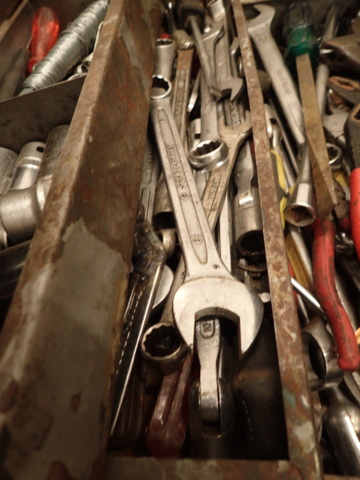 862108-5 Toolbox with tools