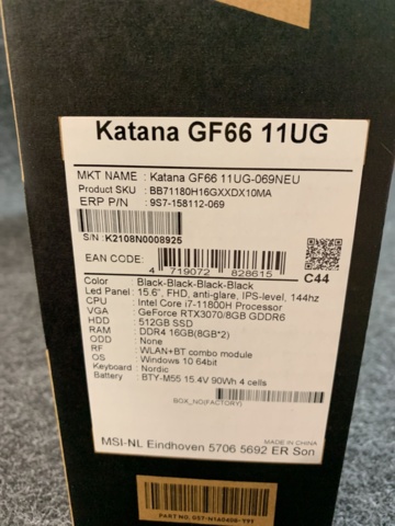 970634-3 15.6" gaming laptop with 11th Gen. i7 and RTX 3070 MSI Katana GF66 11UG-069NEU