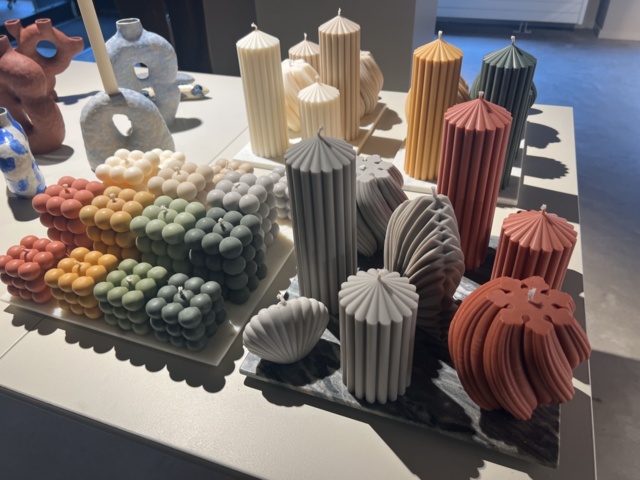 964325-6 Display plates in various sizes