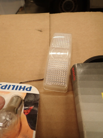 862105-62 Used car parts Mercedes-Benz, Volvo, etc.