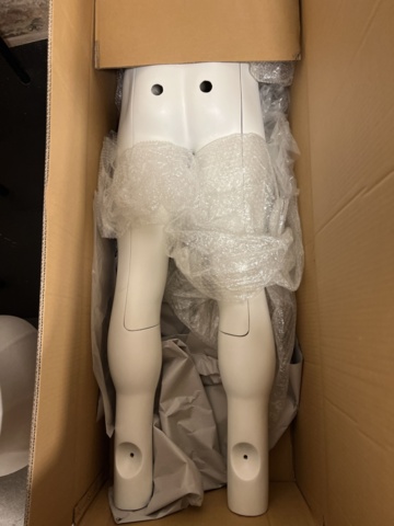 964339-2 Disassembled photo sign mannequins, 2 pieces