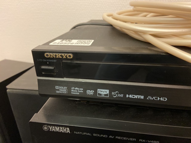 946526-3 Receiver, subwoofer, blu-ray, and 4 speakers