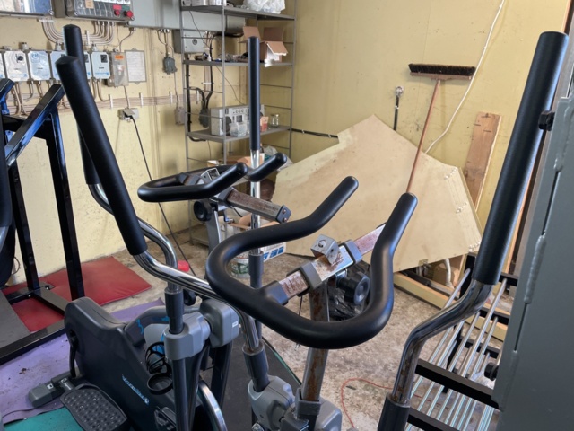 972756-4 Crosstrainer indoor walking 3, 3 pieces (repair item)