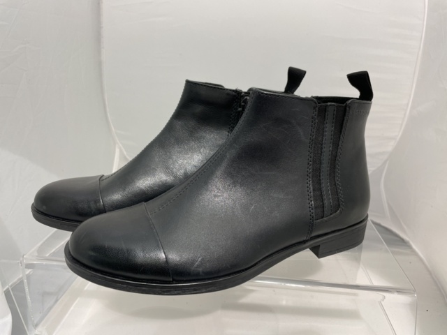 972836-1 Women's shoe Vagabond Code - size 36