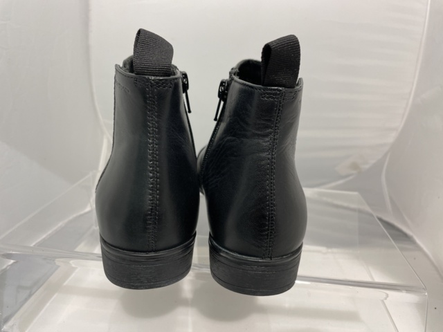 972836-3 Women's shoe Vagabond Code - size 36