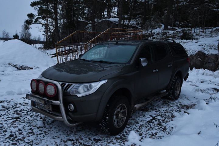 972894-2 Mitsubishi L200 Double Cab 2.4 IC/TC DI-D 4WD - 2016