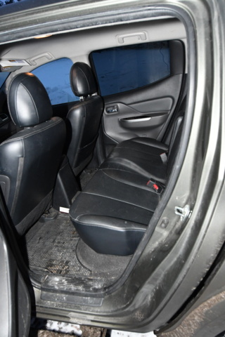 972894-11 Mitsubishi L200 Double Cab 2.4 IC/TC DI-D 4WD - 2016